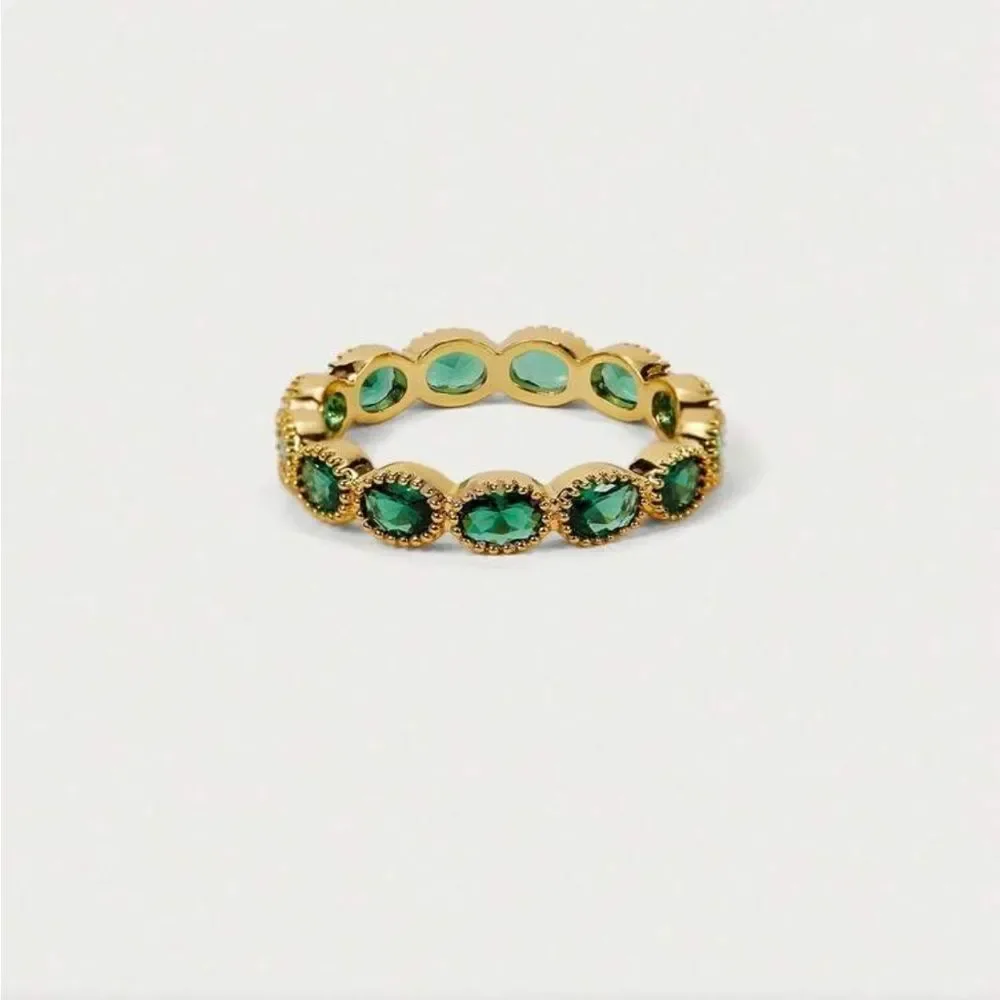 Green Gemstone Ring Q504